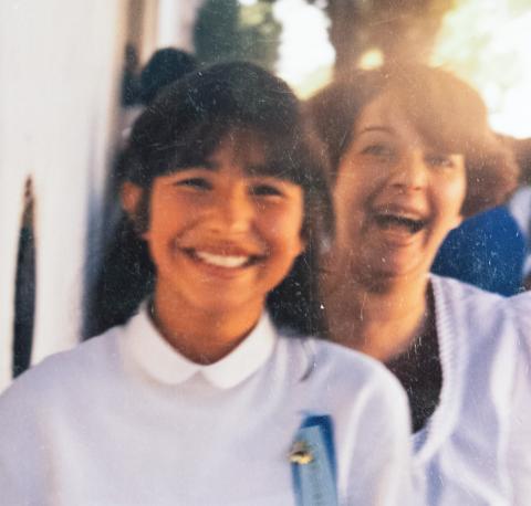 Teanage Pilar Stier with her mom around